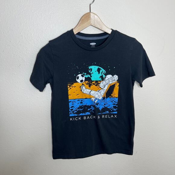 Old Navy Kick Back & Relax Astronaut Soccer Ball Black Tee Large 10-12 - Picture 2 of 9